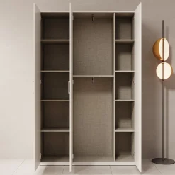 Havron - Kledingkast 3 deurs - Wit - 133x42x211 cm