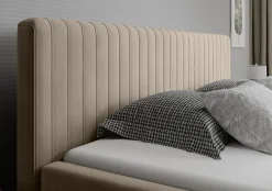 Jackson - Tweepersoonsbed - Velvet beige - 180x200 cm